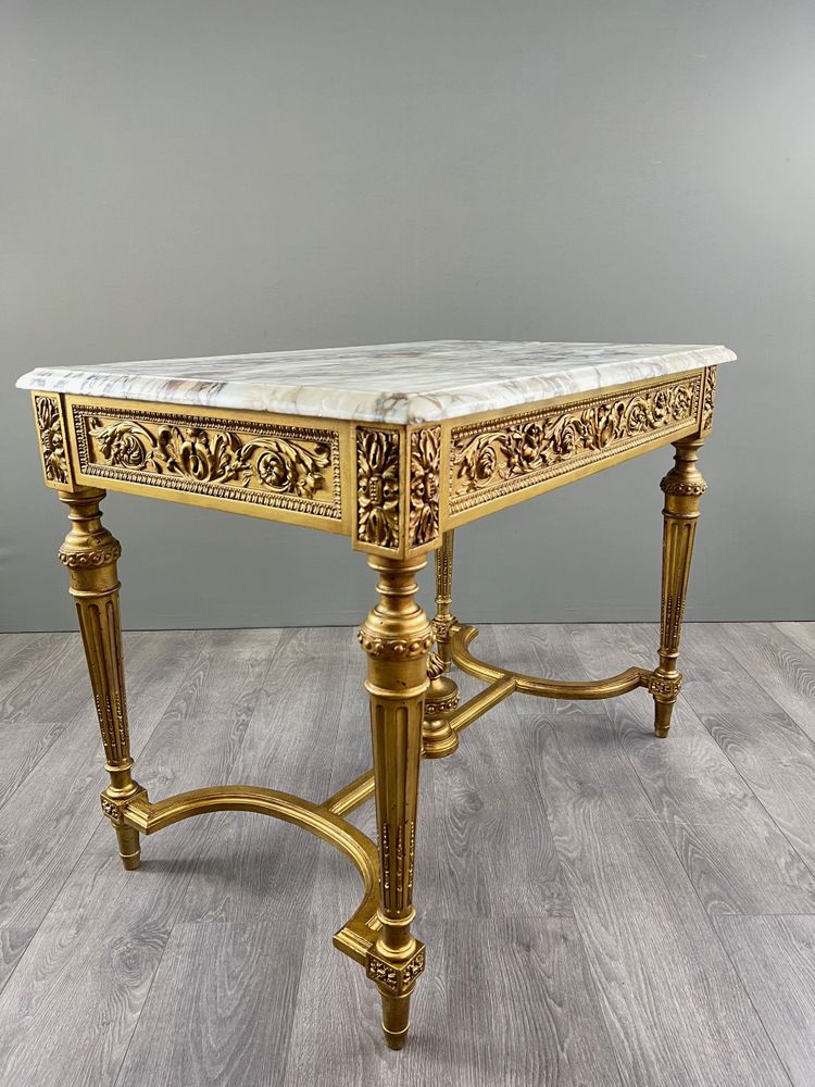 Table de Style Louis XVI à Plateau en Marbre – XIXe Siècle