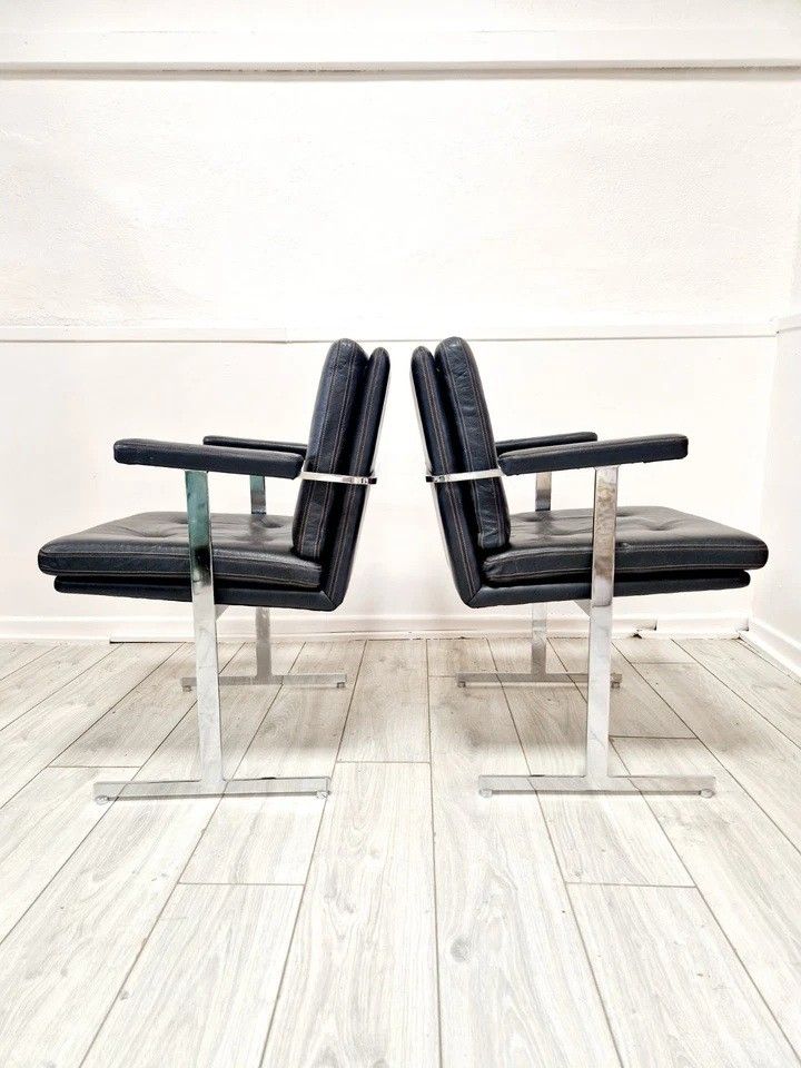 Paire de fauteuils Delphi de Robin Day Hille du milieu du siècle