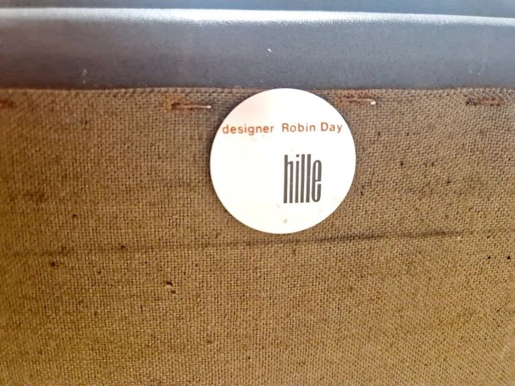 Paire de fauteuils Delphi de Robin Day Hille du milieu du siècle