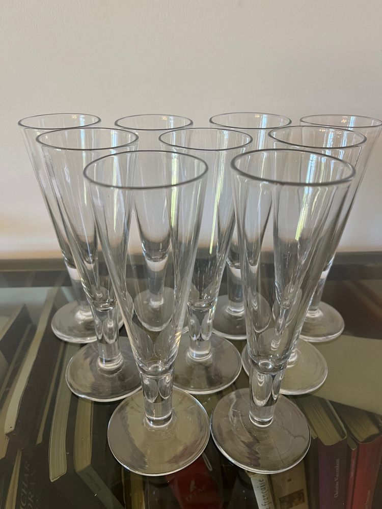 9 flûte da champagne in cristallo Baccarat dell'inizio del XIX secolo