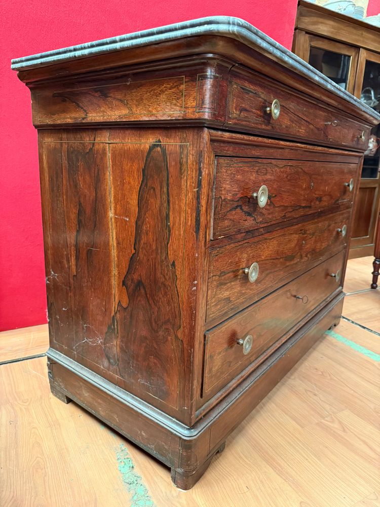 Commode