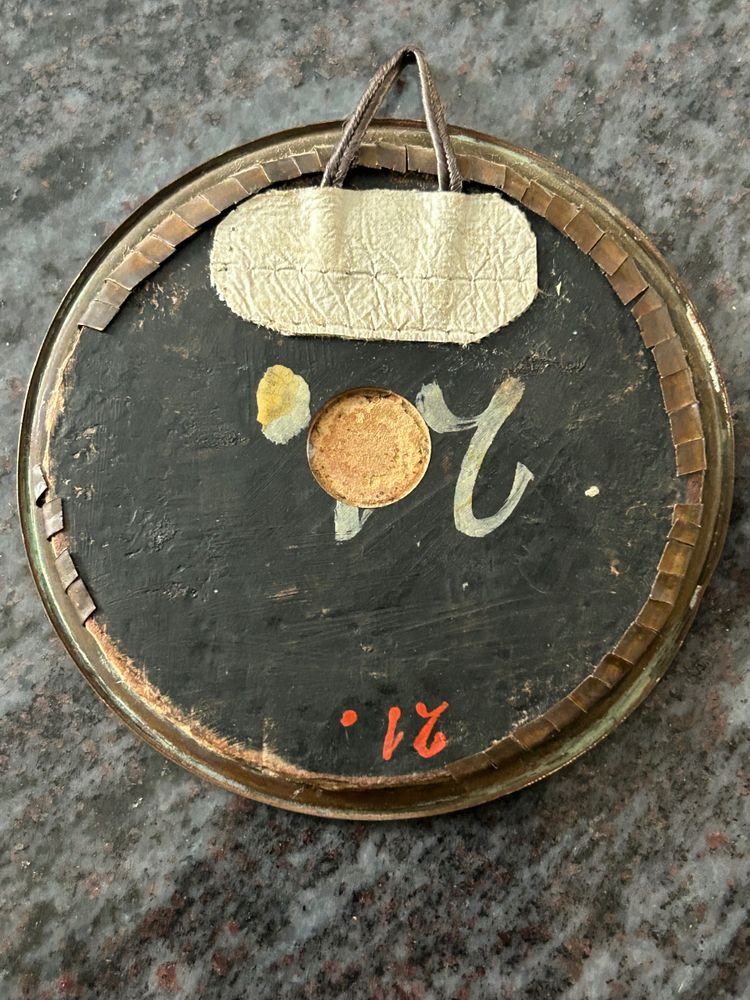 Miniatura di profilo maschile scolpita in avorio, XVIII secolo 