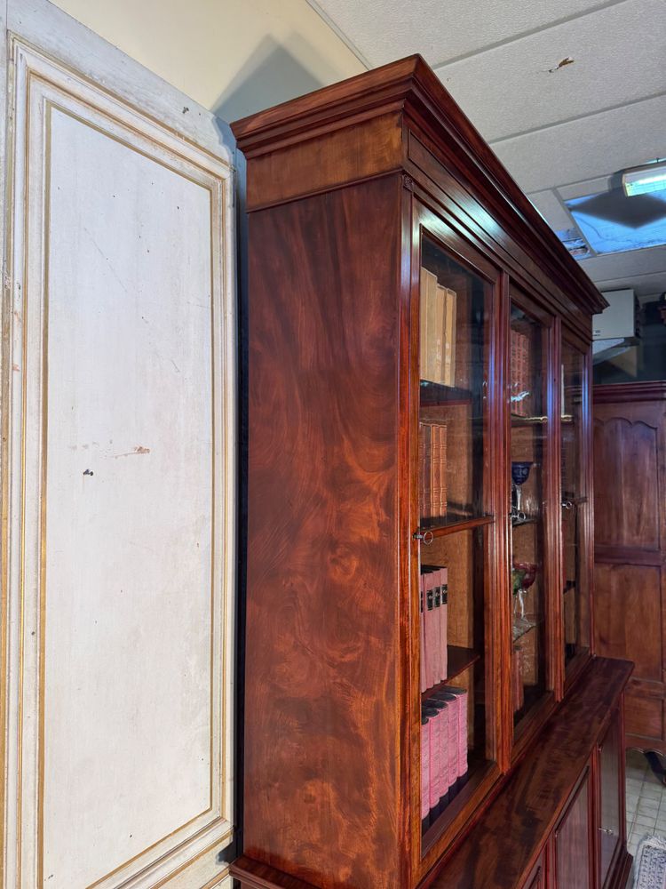 Grande libreria in mogano del XIX secolo 