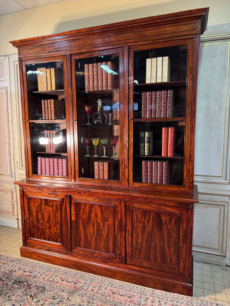 Grande libreria in mogano del XIX secolo 
