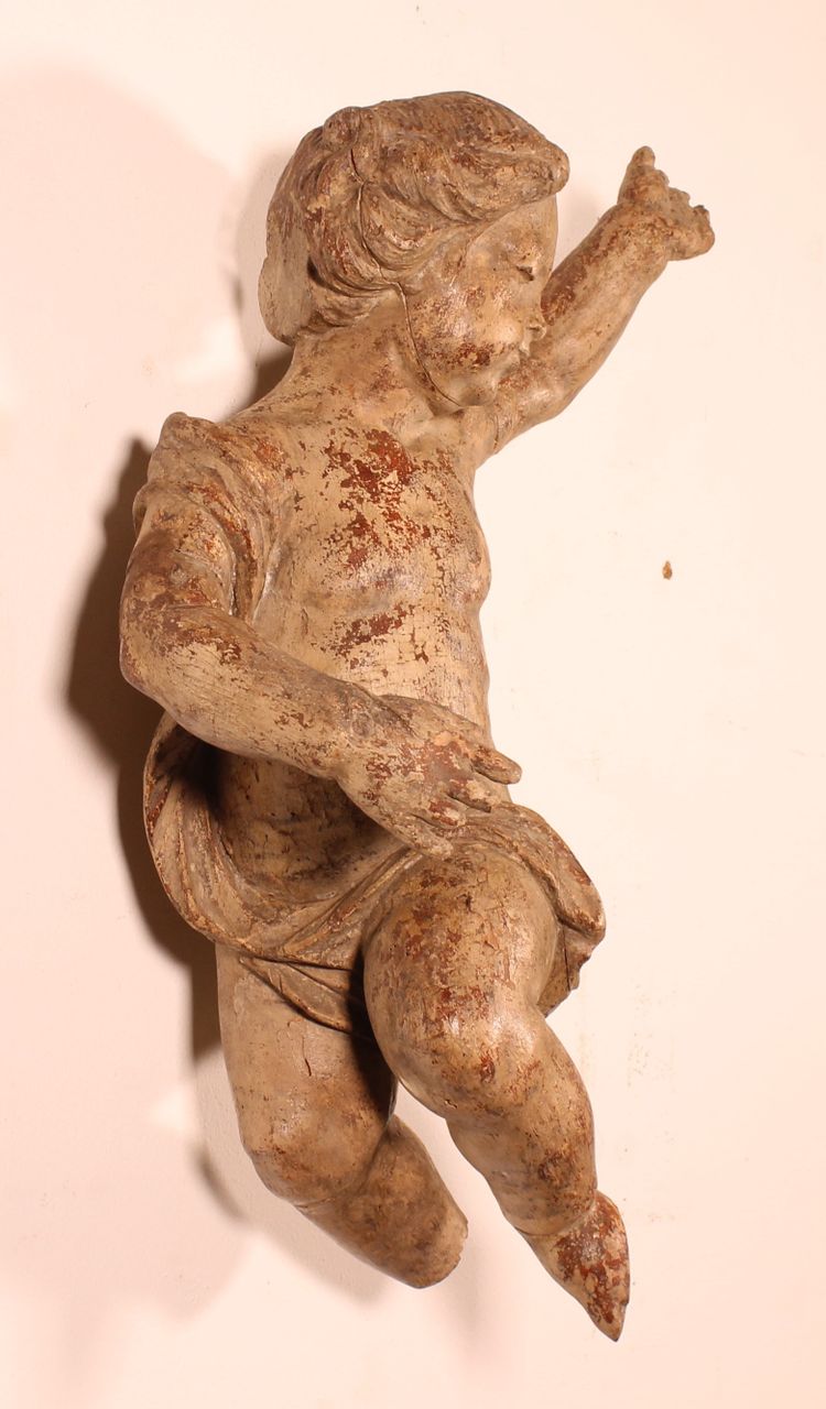Cherubino in legno intagliato - XVIII secolo