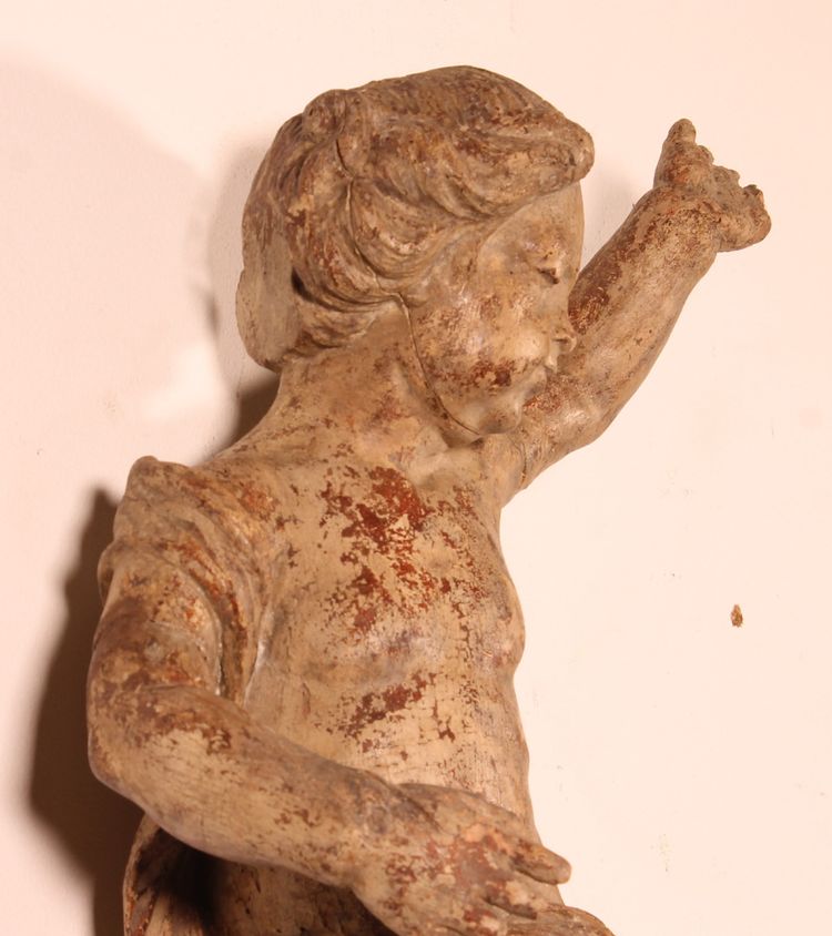 Cherubino in legno intagliato - XVIII secolo