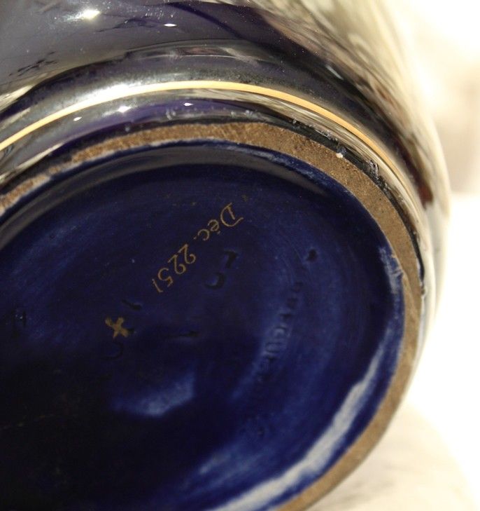 Lampe en faïence bleue avec décor à l'or Sarreguemines entre 1835 et 1900
