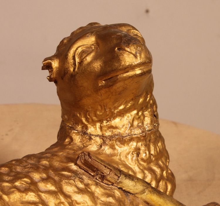 Agnello Mistico sul Libro con Sette Sigilli in Legno Dorato - XVIII Secolo