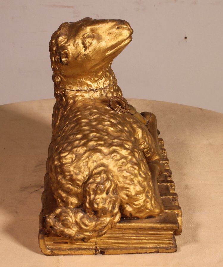 Agnello Mistico sul Libro con Sette Sigilli in Legno Dorato - XVIII Secolo