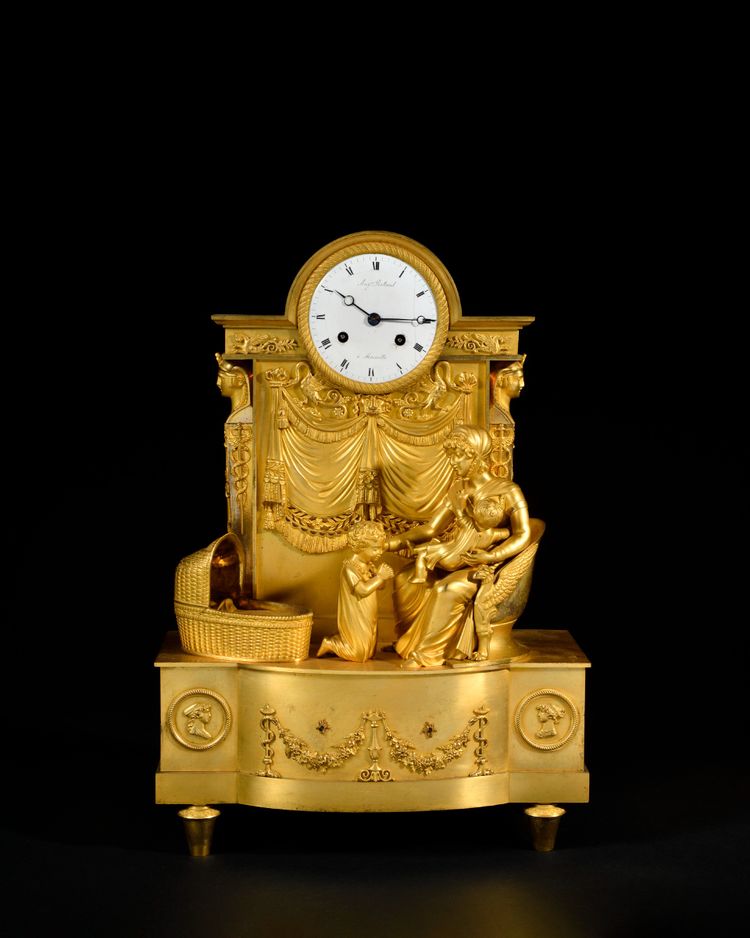 Restoration clock to the birth of the Duke of Bordeaux, in gilded bronze