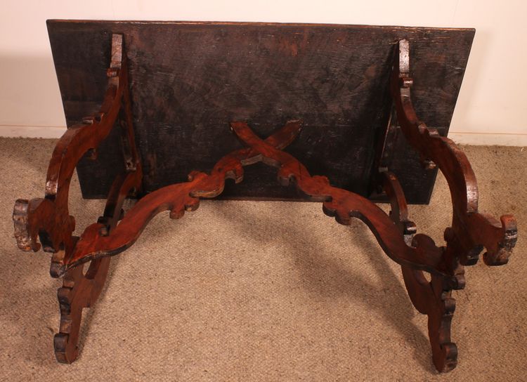17th Century Italian Renaissance Walnut Table