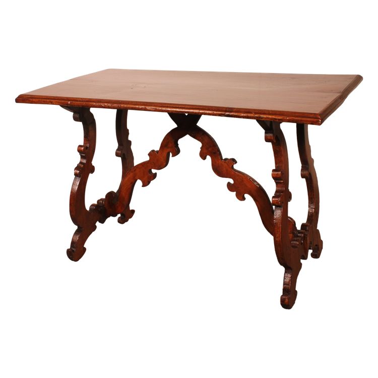 17th Century Italian Renaissance Walnut Table