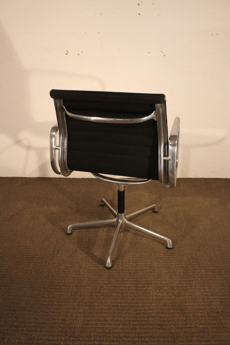Bellissimo set di 8 poltrone Eames