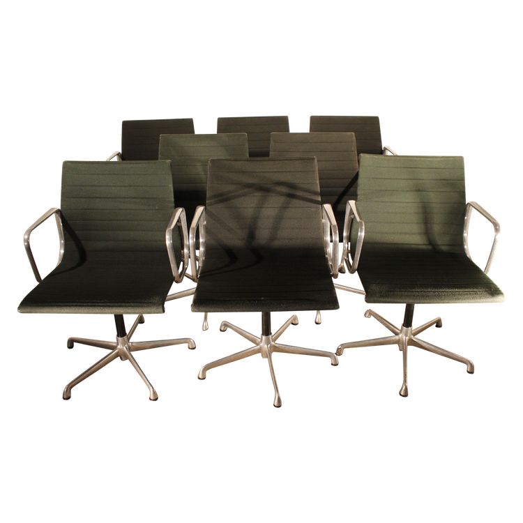 Bellissimo set di 8 poltrone Eames