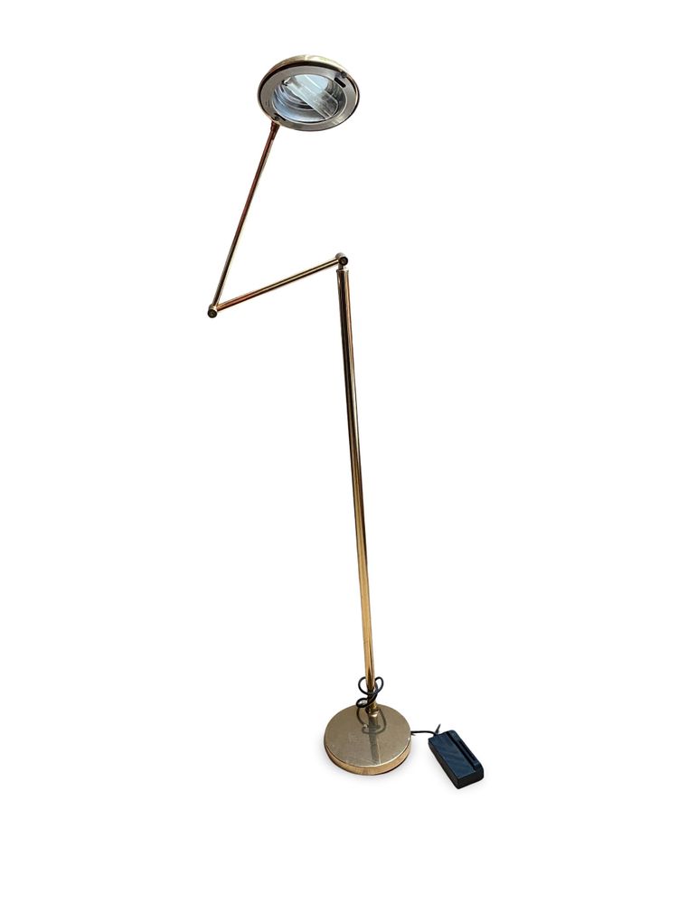 Articulated halogen lamp in chrome-plated brass – 1990s design – Made in Italy – Height 155cm
