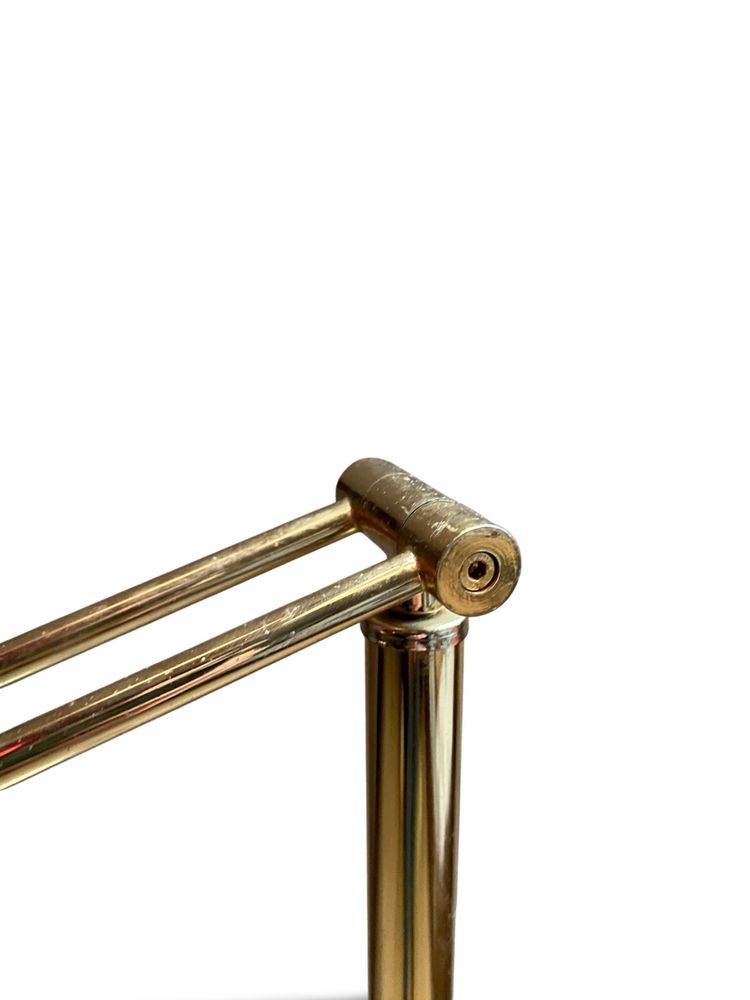 Articulated halogen lamp in chrome-plated brass – 1990s design – Made in Italy – Height 155cm