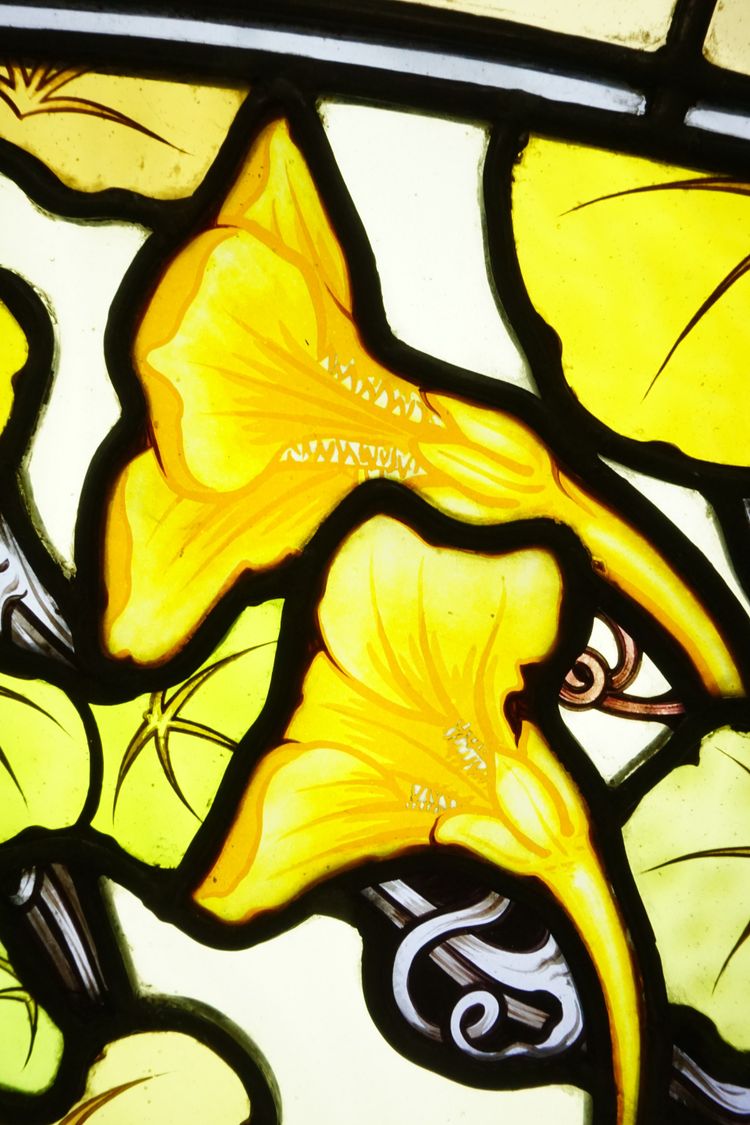 Stained glass - stained glass windows - Capucines impost