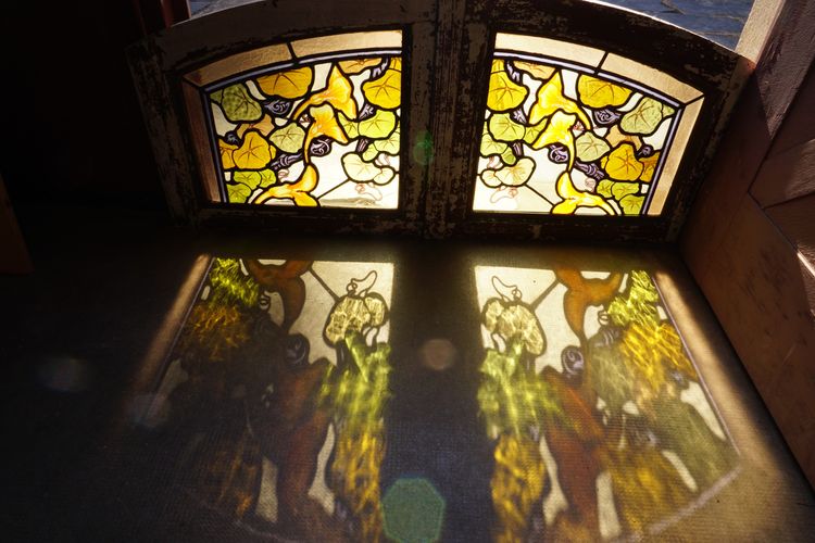 Stained glass - stained glass windows - Capucines impost