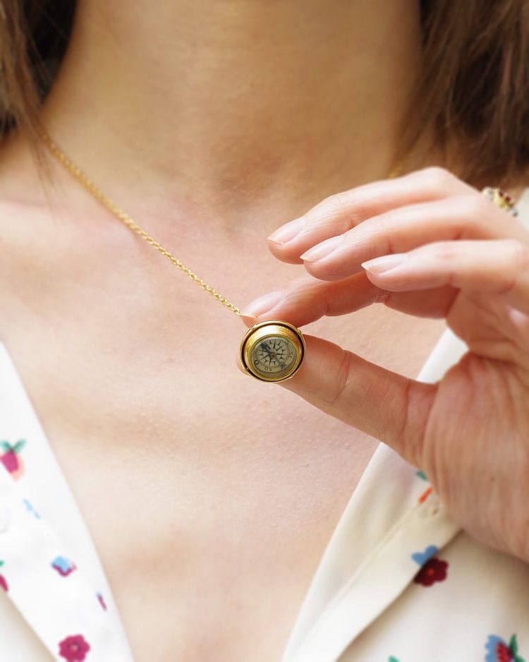 Pendentif boule boussole en or 18k, pendentif pivotant, orientation, bijou ancien 