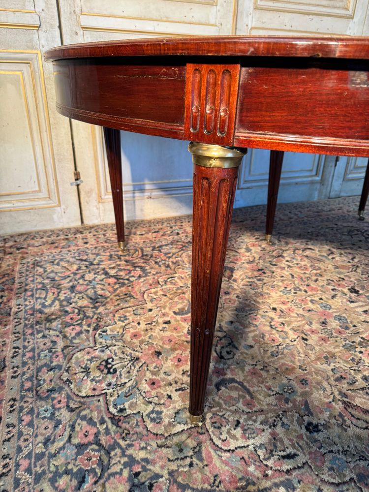 Grande table de salle à manger d époque Louis XVI en acajou 18 eme 