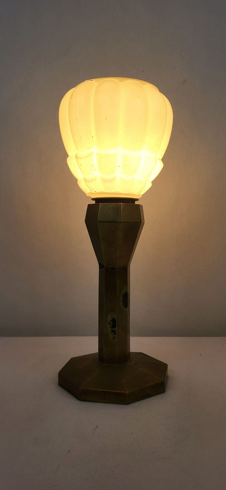 Lampada in bronzo Art Déco