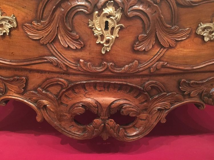 Cassettone di Nîmes del XVIII secolo, periodo Luigi XV
