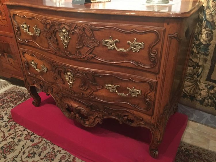 Cassettone di Nîmes del XVIII secolo, periodo Luigi XV