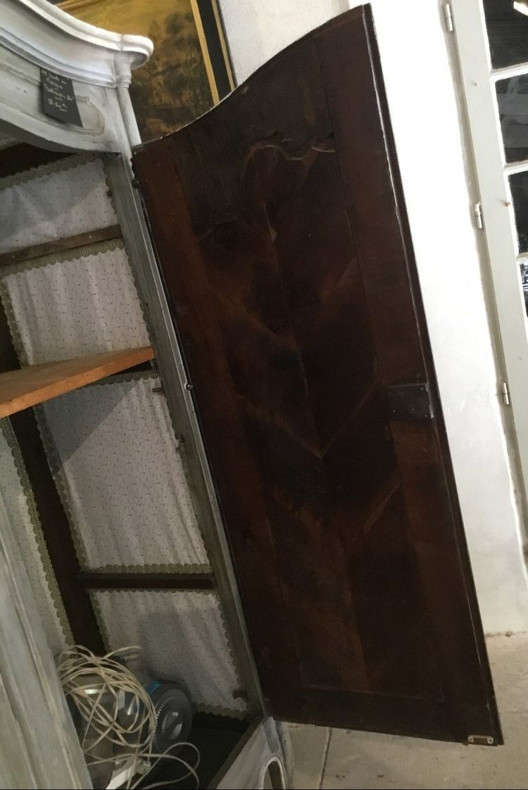 Kleiner Schrank 18. Rechampi