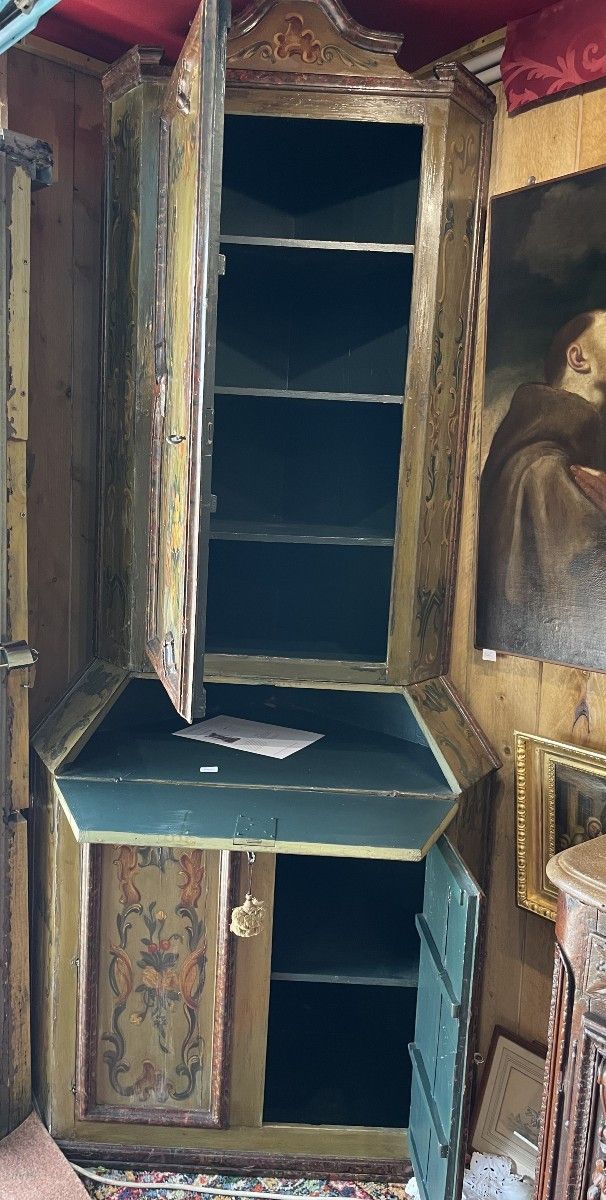 Painted 19th Century Corner Cabinet, Italy