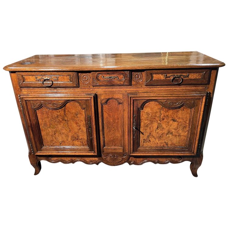 Buffet Bressan 18ième, En Noyer