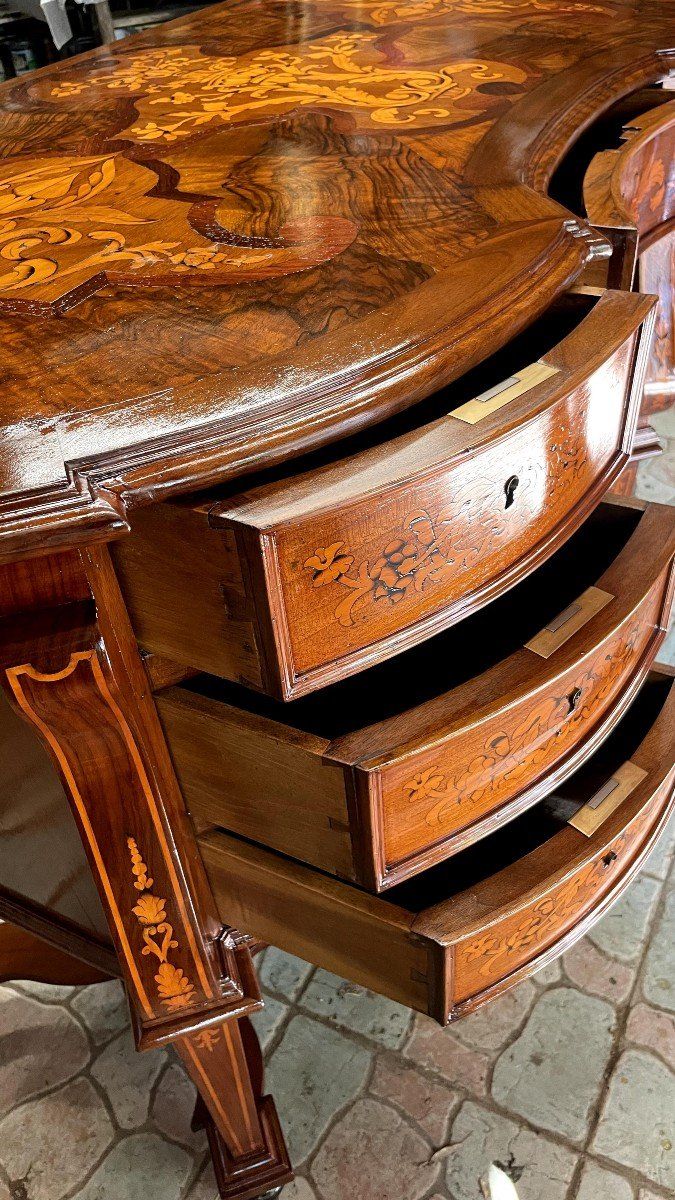 Mazarin Schreibtisch In Nussbaum Und Ahorn