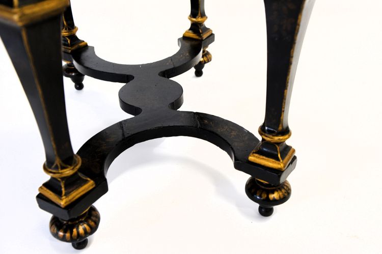Mazarin-Schreibtisch mit schwarzem Hintergrund und Goldverzierung - Zeit Ludwigs XIV. - Um 1680