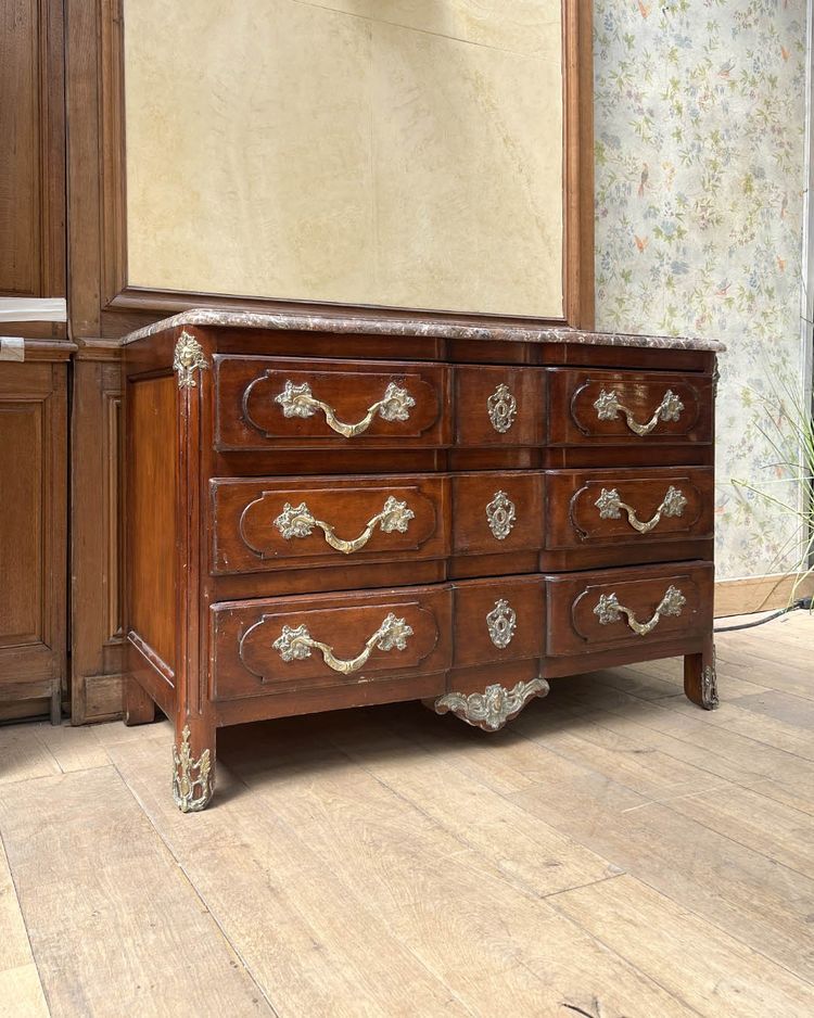 Chest of drawers in natural wood and Louis XV-style veneer