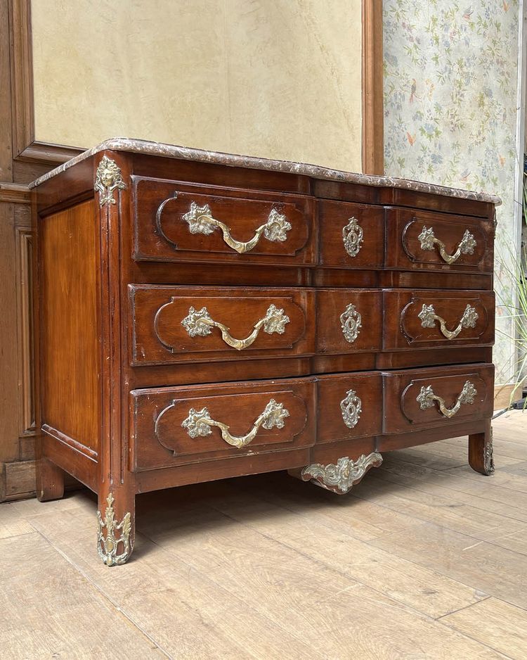 Chest of drawers in natural wood and Louis XV-style veneer