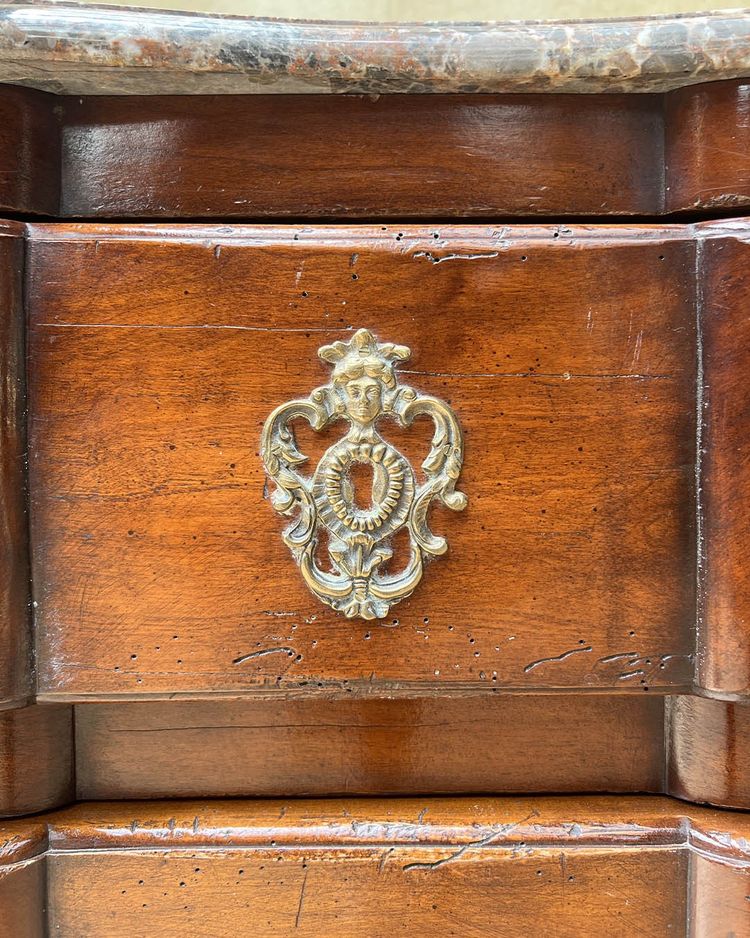 Chest of drawers in natural wood and Louis XV-style veneer