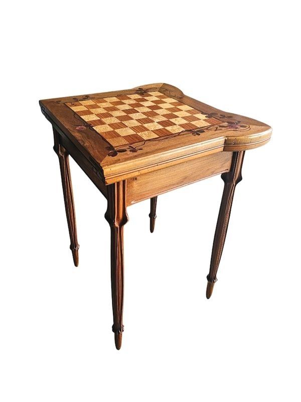 Louis Majorelle "Clover" Games Table