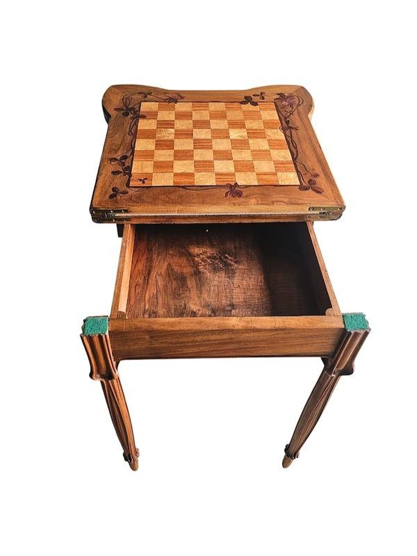 Louis Majorelle "Clover" Games Table
