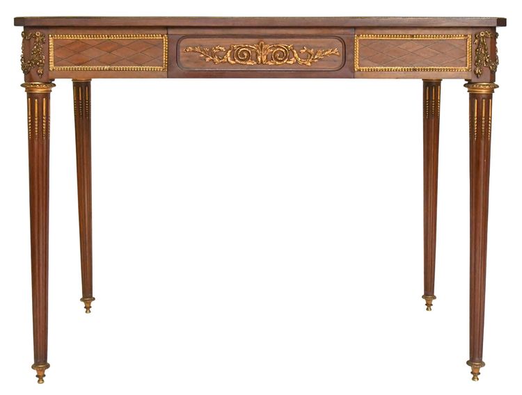 Table bureau de style Louis XVI 