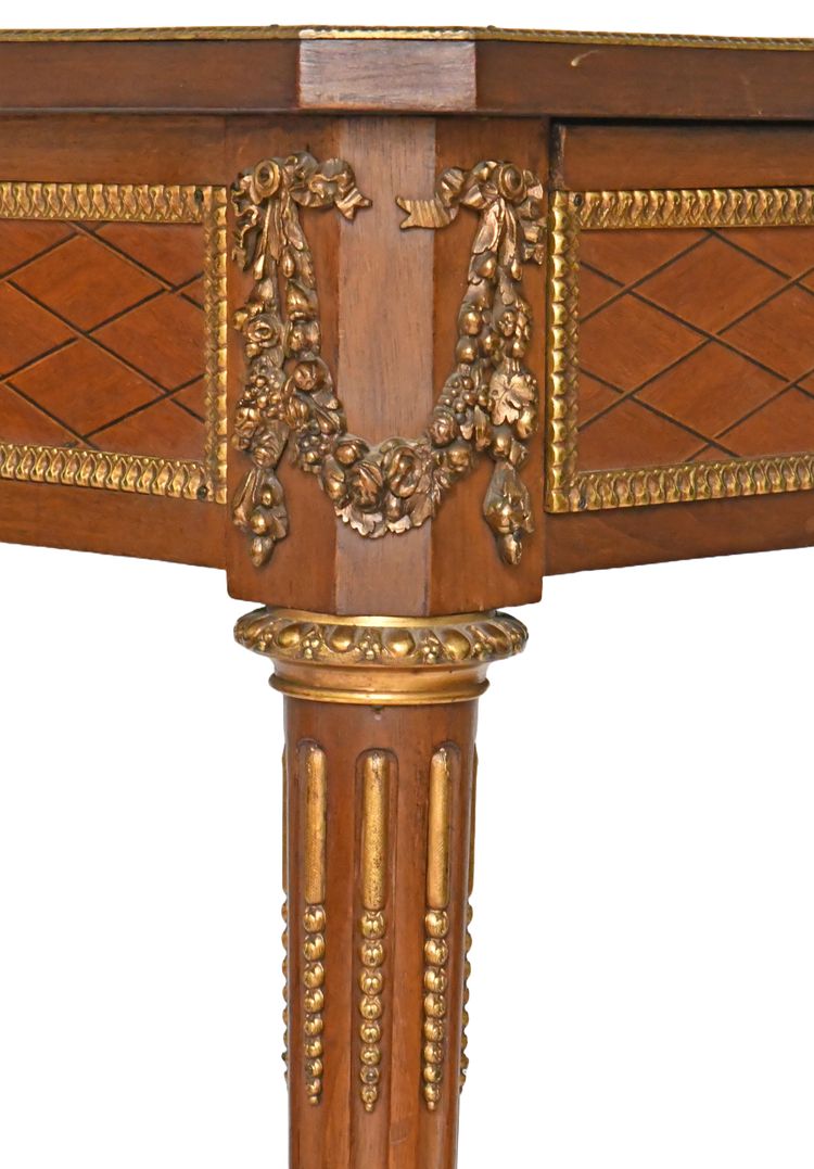 Table bureau de style Louis XVI 