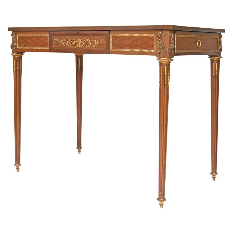 Table bureau de style Louis XVI 