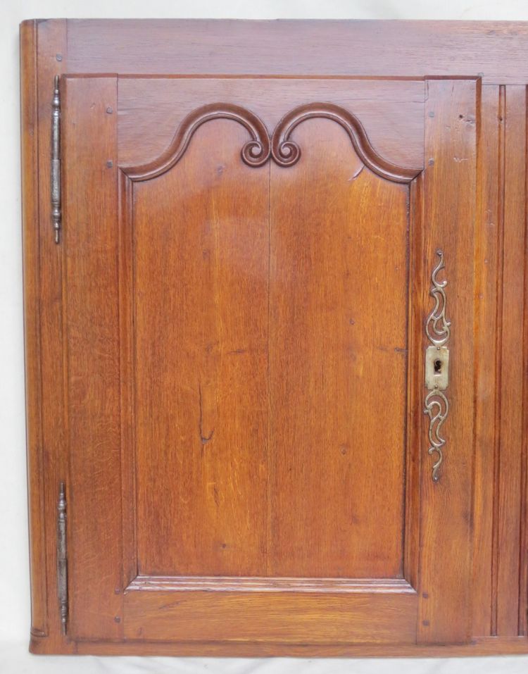 Cabinet front in oak.  
