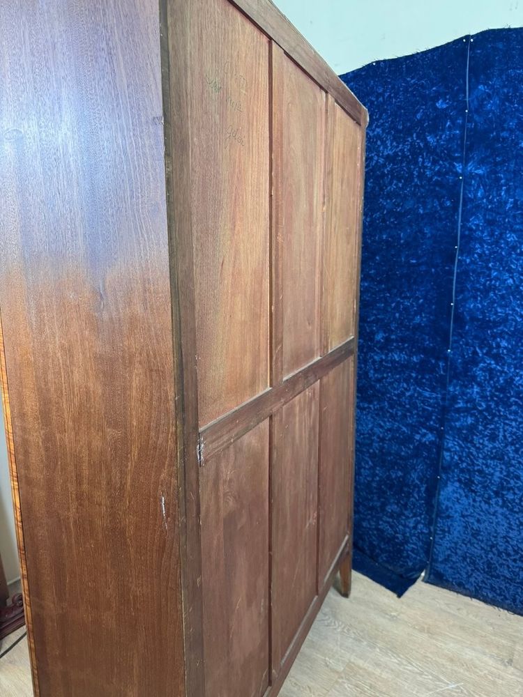 Lovely Louis XV style cabinet in marquetry from the 20th century