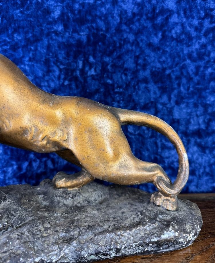 D'après Cartier : Statue «Lion Rugissant» Plâtre Patiné Bronze époque circa 1900