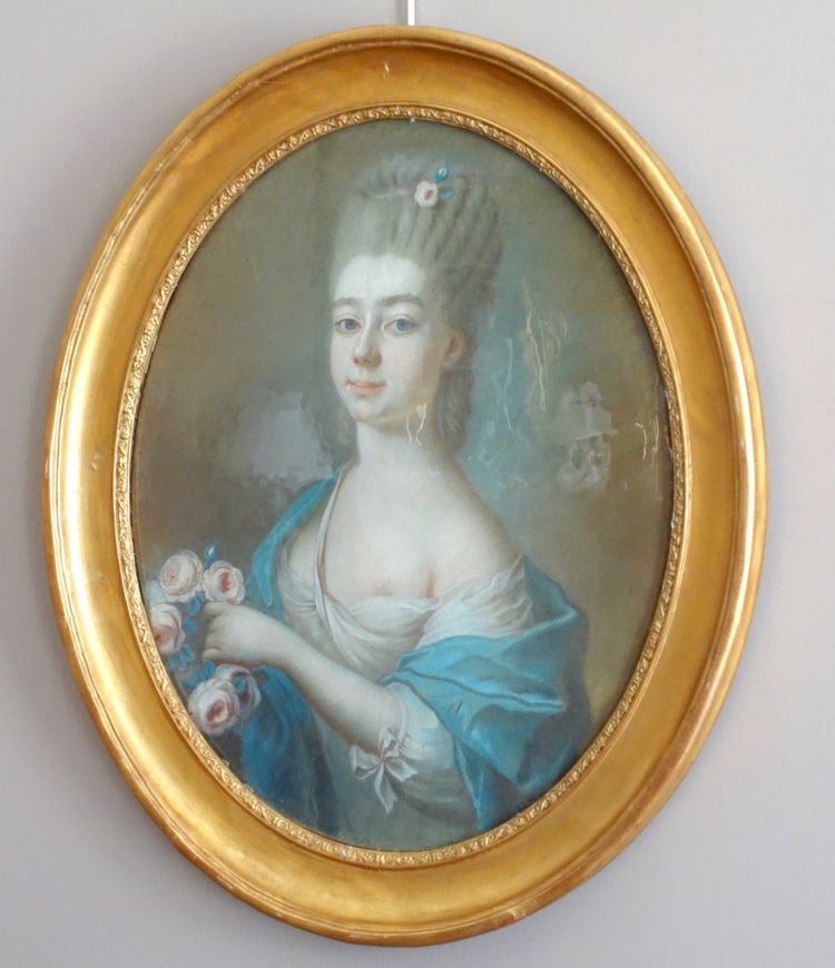 Scuola francese del XVIII secolo, ritratto di signora aristocratica in Flora, pastello, periodo Luigi XV