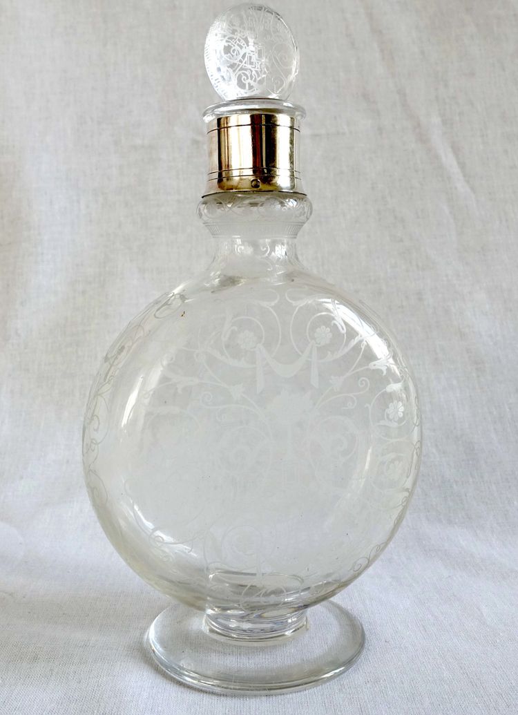 Baccarat - Michelangelo crystal liqueur decanter mounted in solid silver, Minerve hallmark