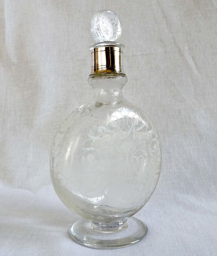Baccarat - Michelangelo crystal liqueur decanter mounted in solid silver, Minerve hallmark