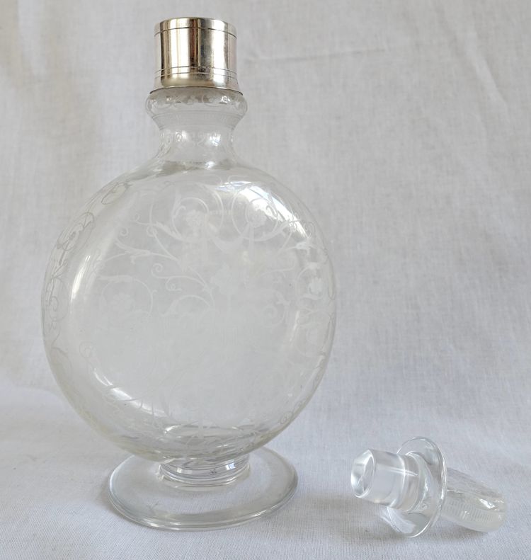 Baccarat - Michelangelo crystal liqueur decanter mounted in solid silver, Minerve hallmark