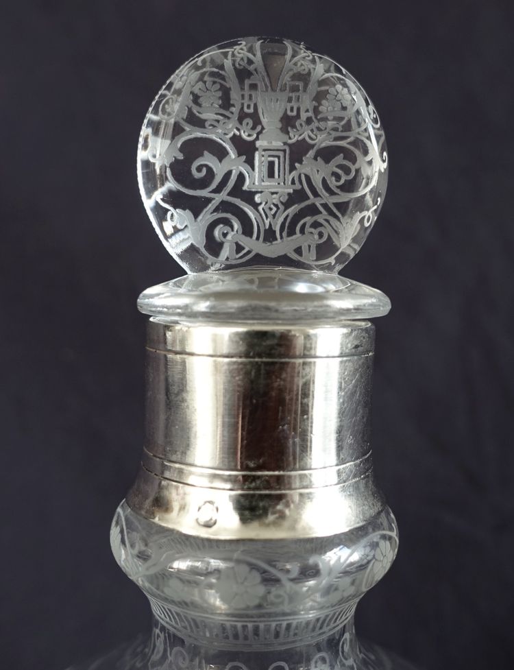 Baccarat - Michelangelo crystal liqueur decanter mounted in solid silver, Minerve hallmark