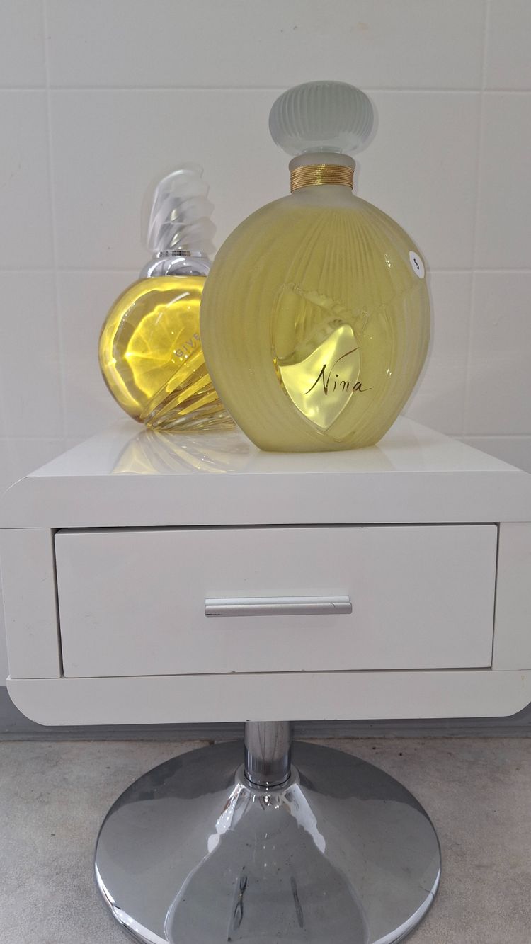 flacon collection XXX Nina Ricci 1000ml