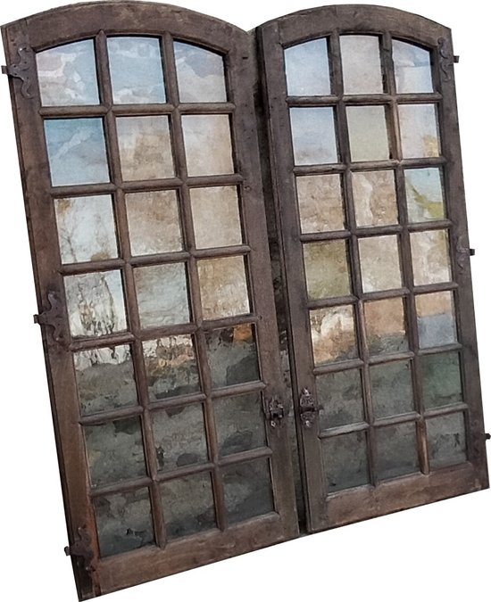 Two antiche porte di quercia del 17° secolo con porta a libro per finestre in legno